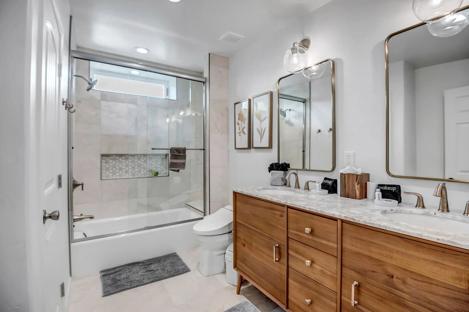 Cathedral Oasis - Image 13