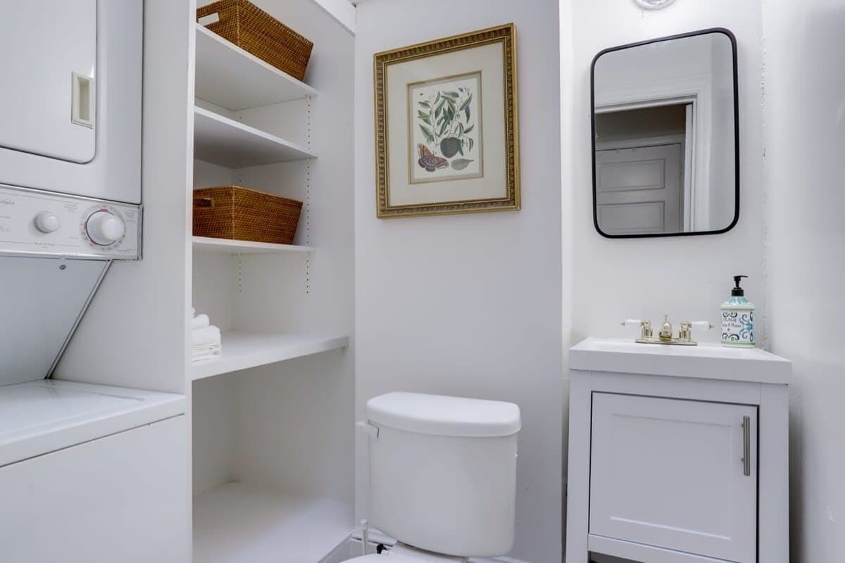 Vantage Residence - Image 22