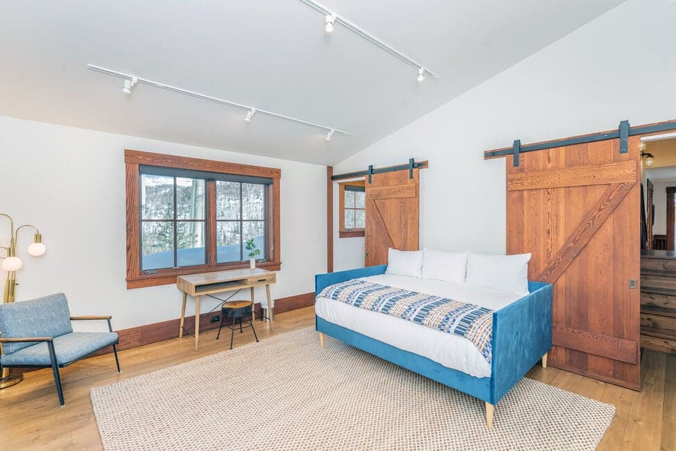 Copper Hollow - Image 30