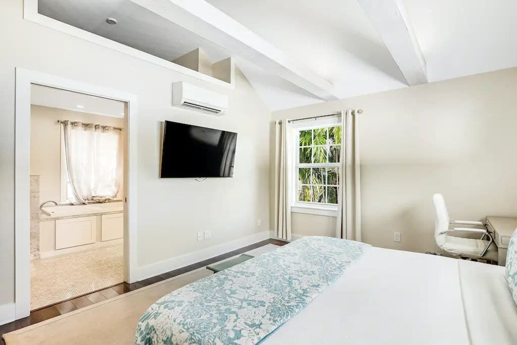 Let's Flamingo - Image 11