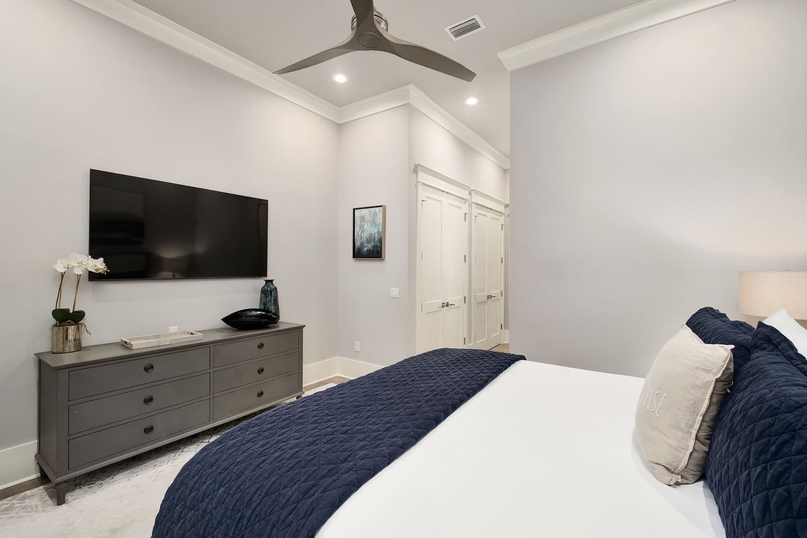 Seaside Serenity - Image 25