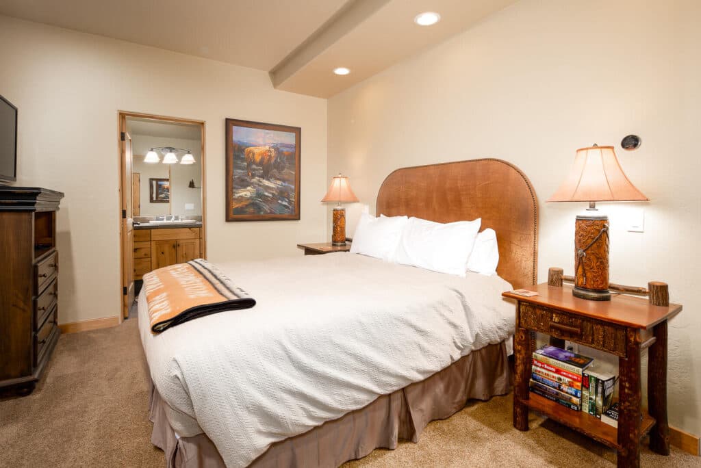 Full Moon House - Image 18