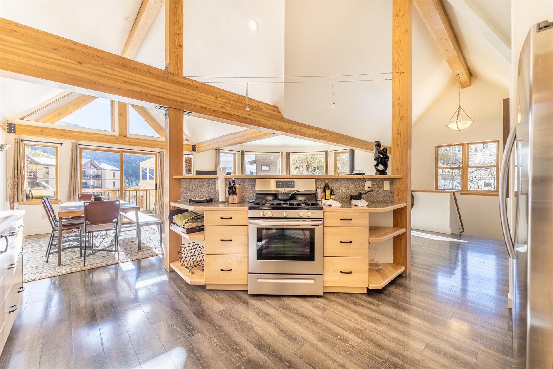 Rasor Court House - Image 2