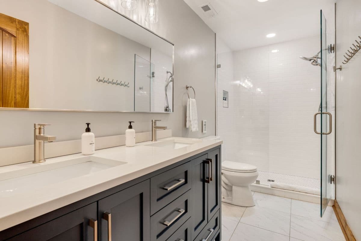 The Huntly Estate - Image 122