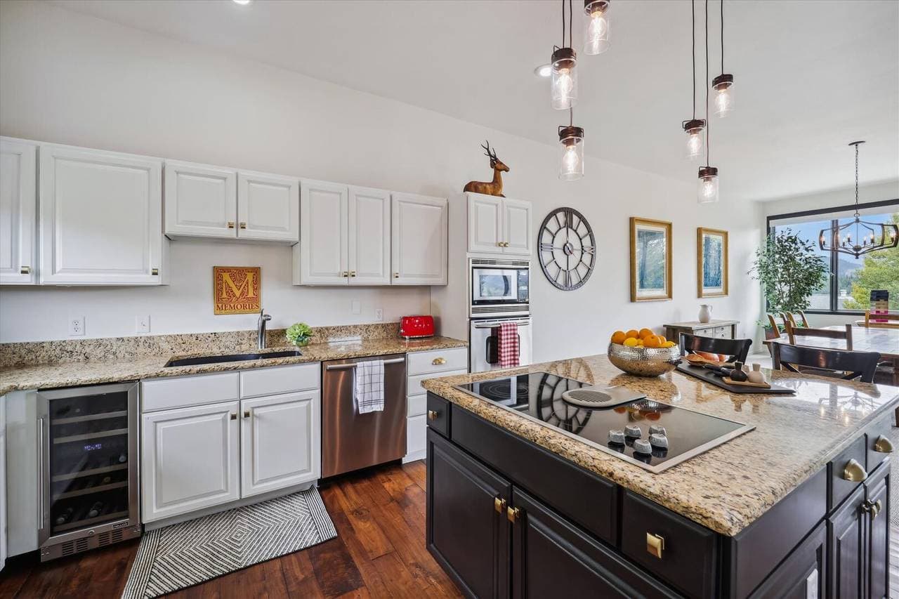 Corinthian Bella Vista - Image 9