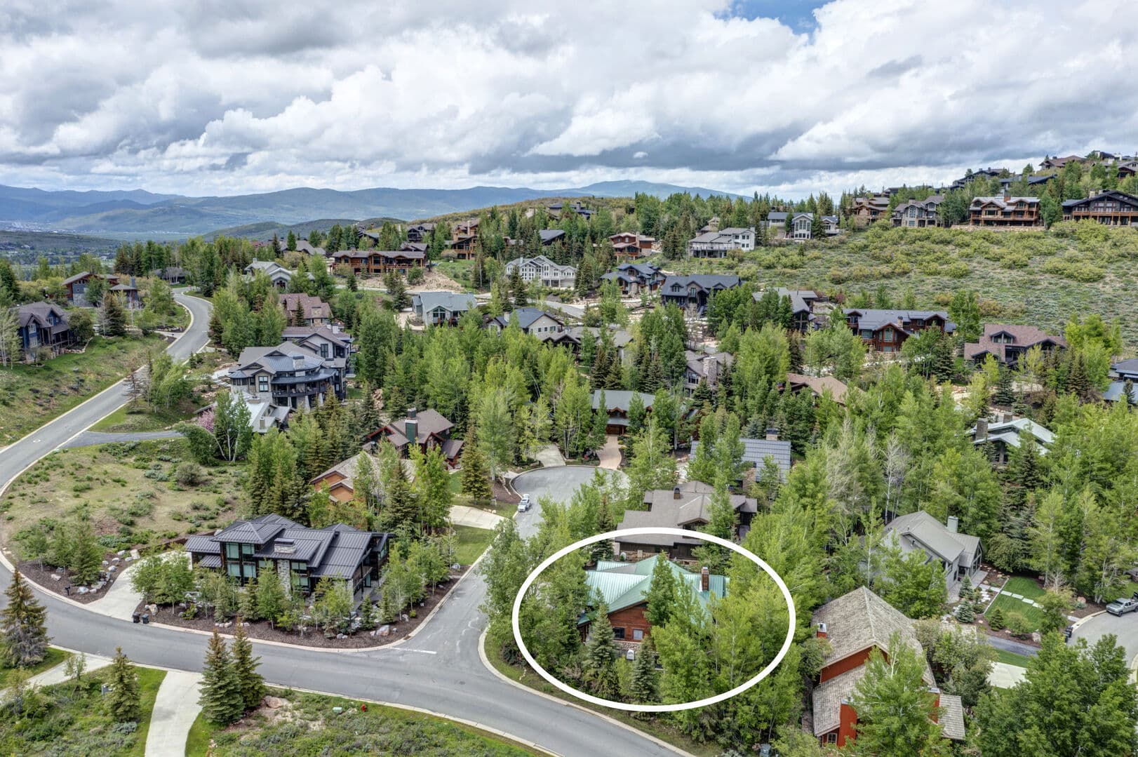 Snow Cloud Villa - Image 48