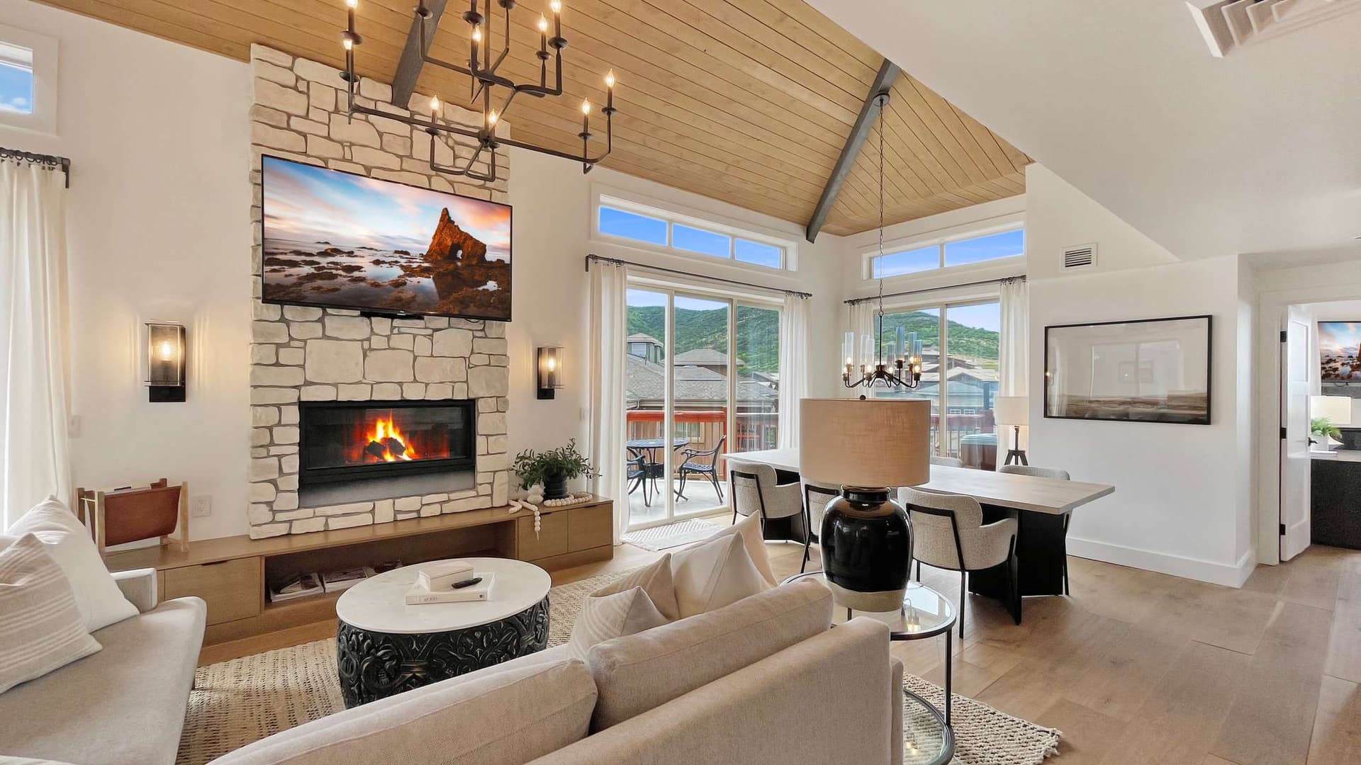 Sneaux Shack - Image 3