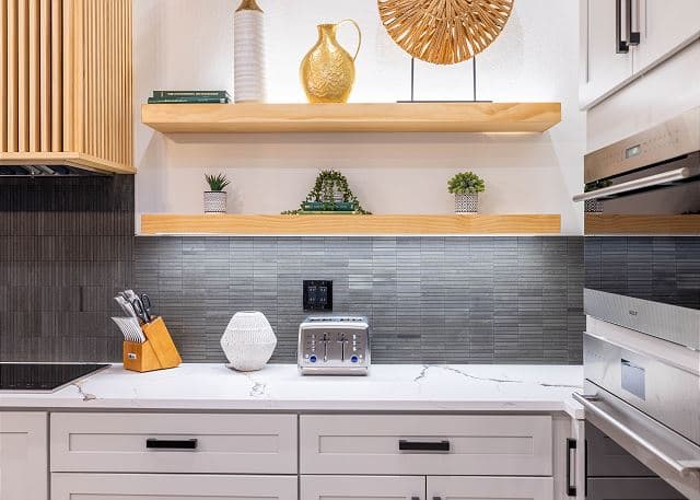 Estate on the River - Image 24