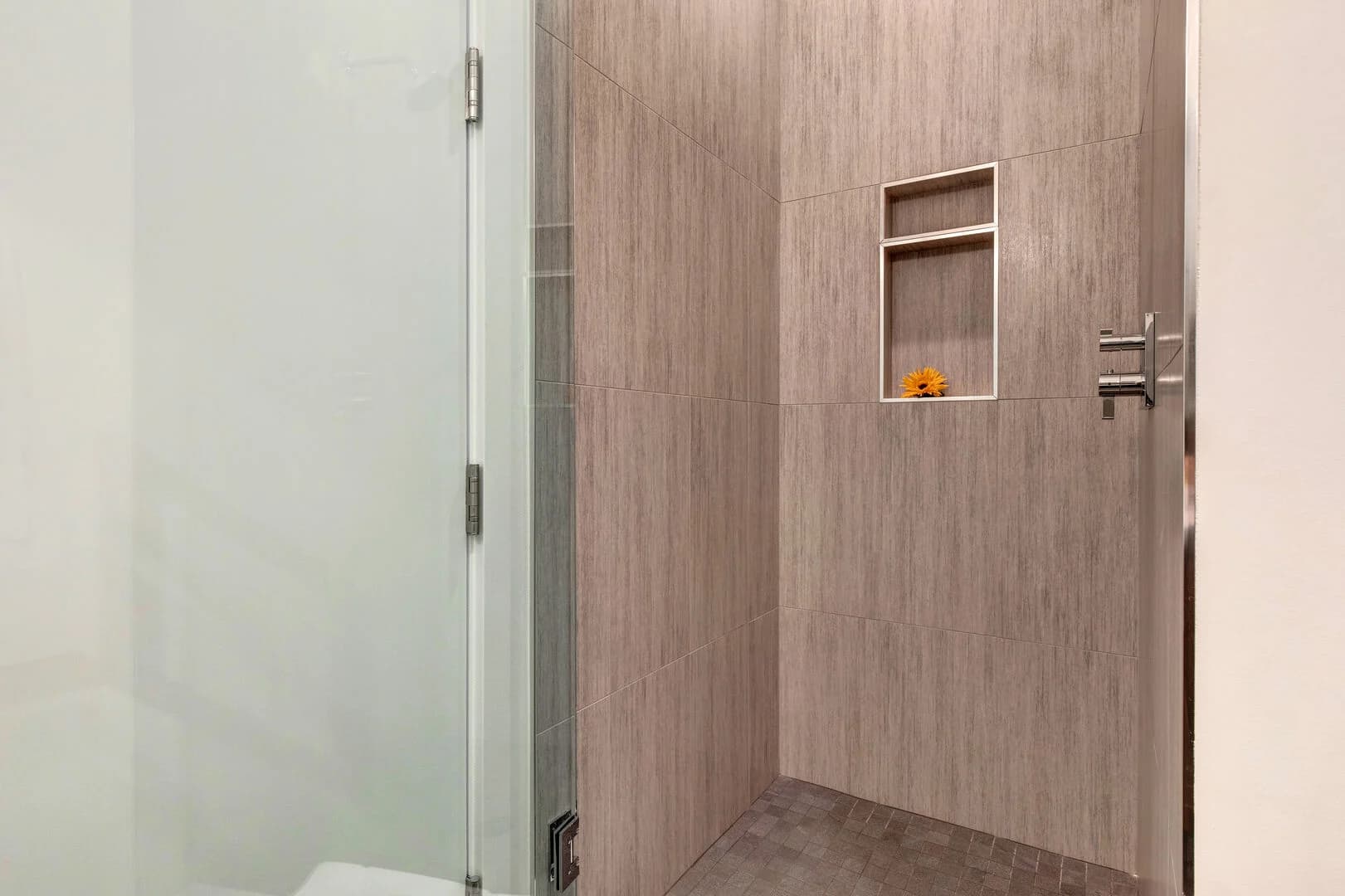 Viridian Townhome - Image 20