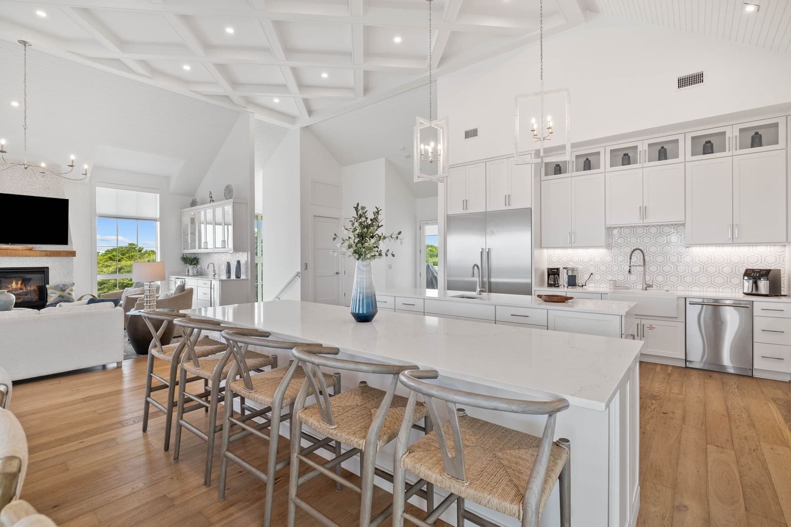 Eyes on Sunrise - Image 10