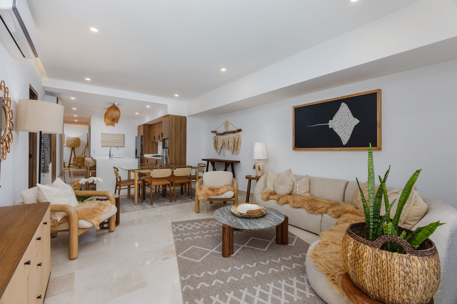 Harbor 171 Residences #803 - Image 4