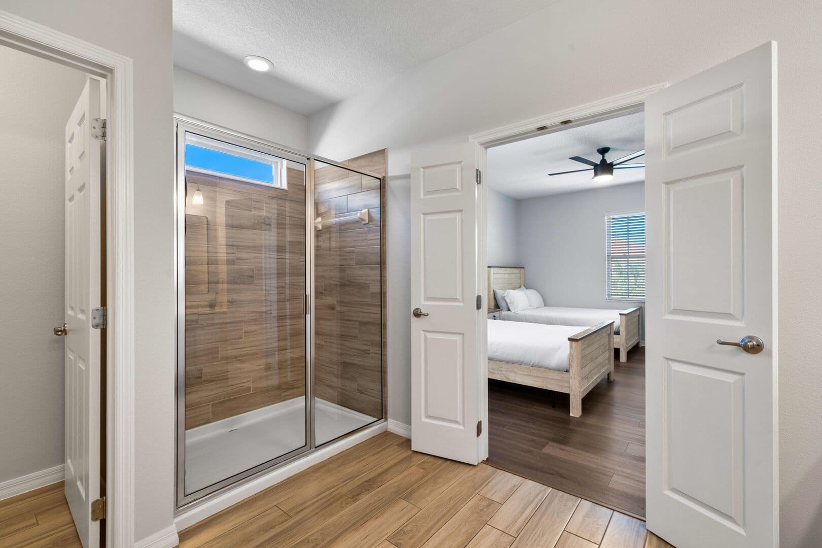 Grand View - Image 46