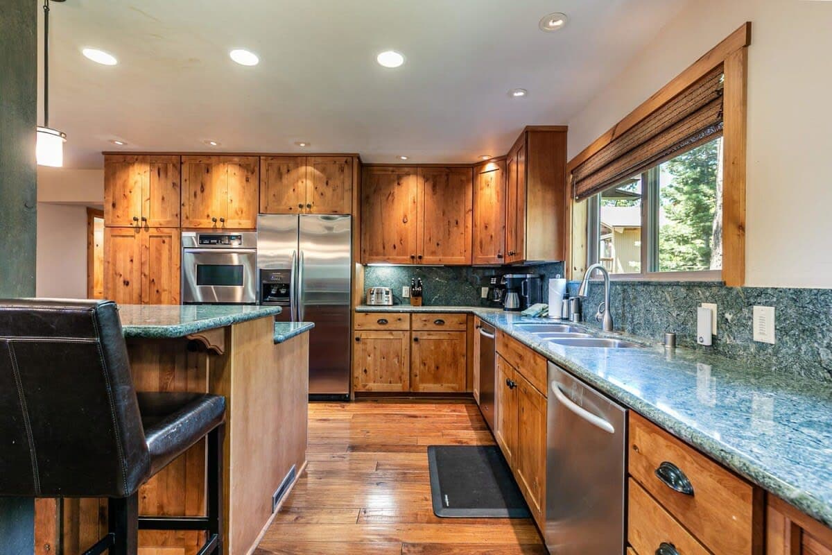 EJ's Point - Image 5