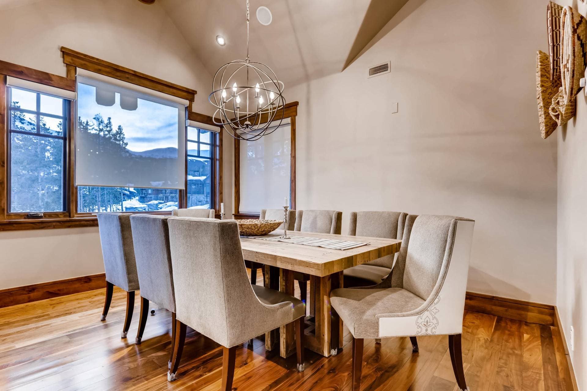 Monarch Place - Image 9