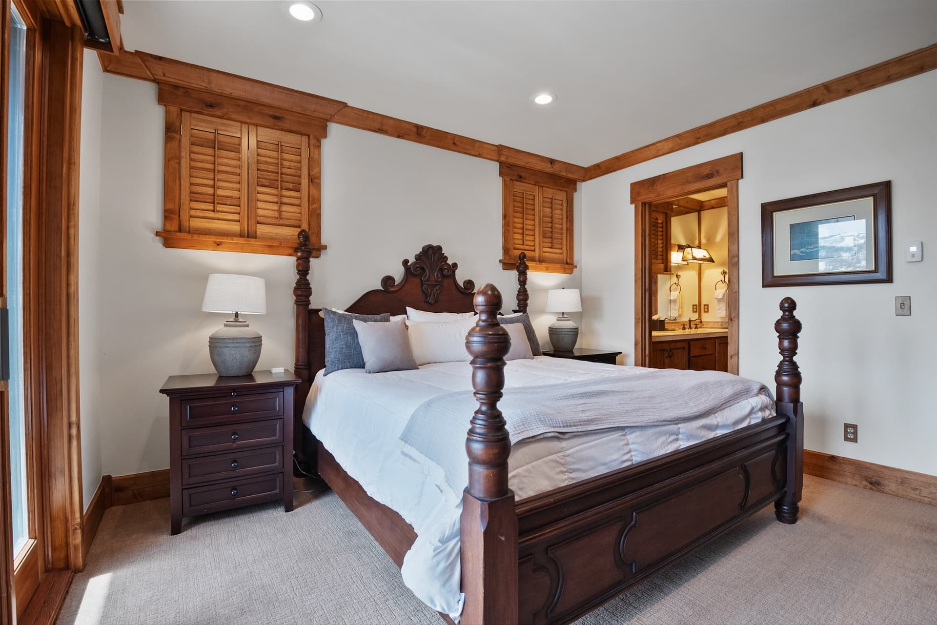 Timber Lodge at the Oaks - Image 24