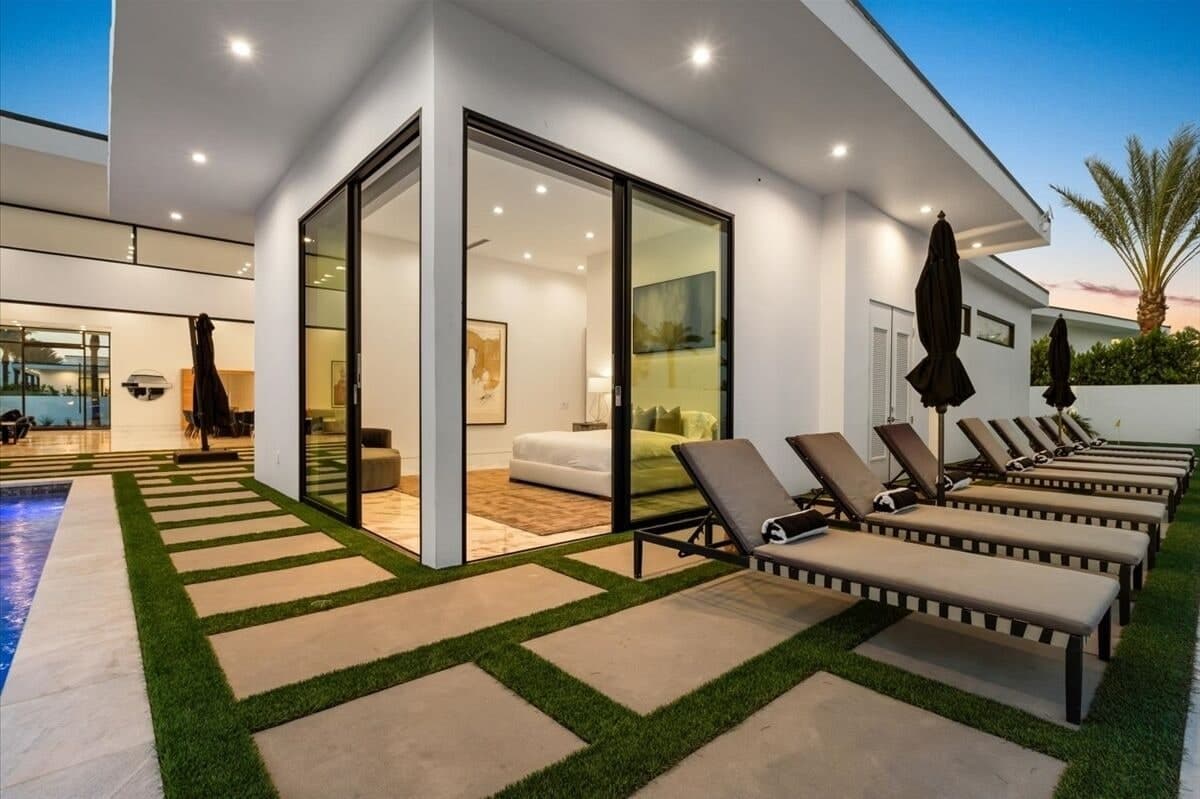 Bravo Villa #11 - Image 73