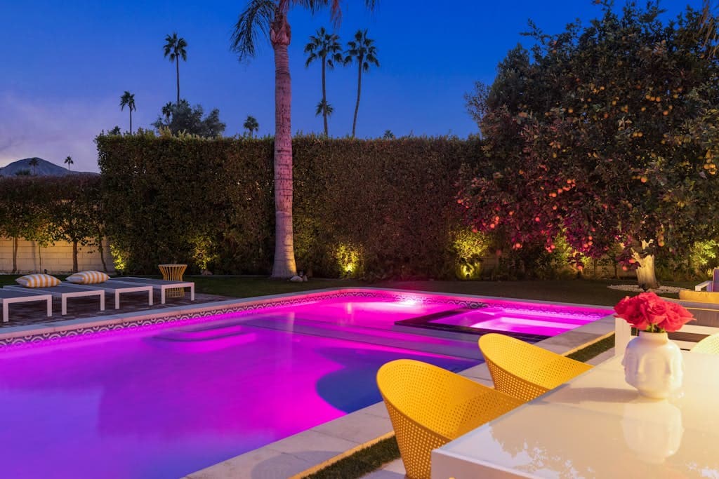 Monroe Hideaway - Image 34