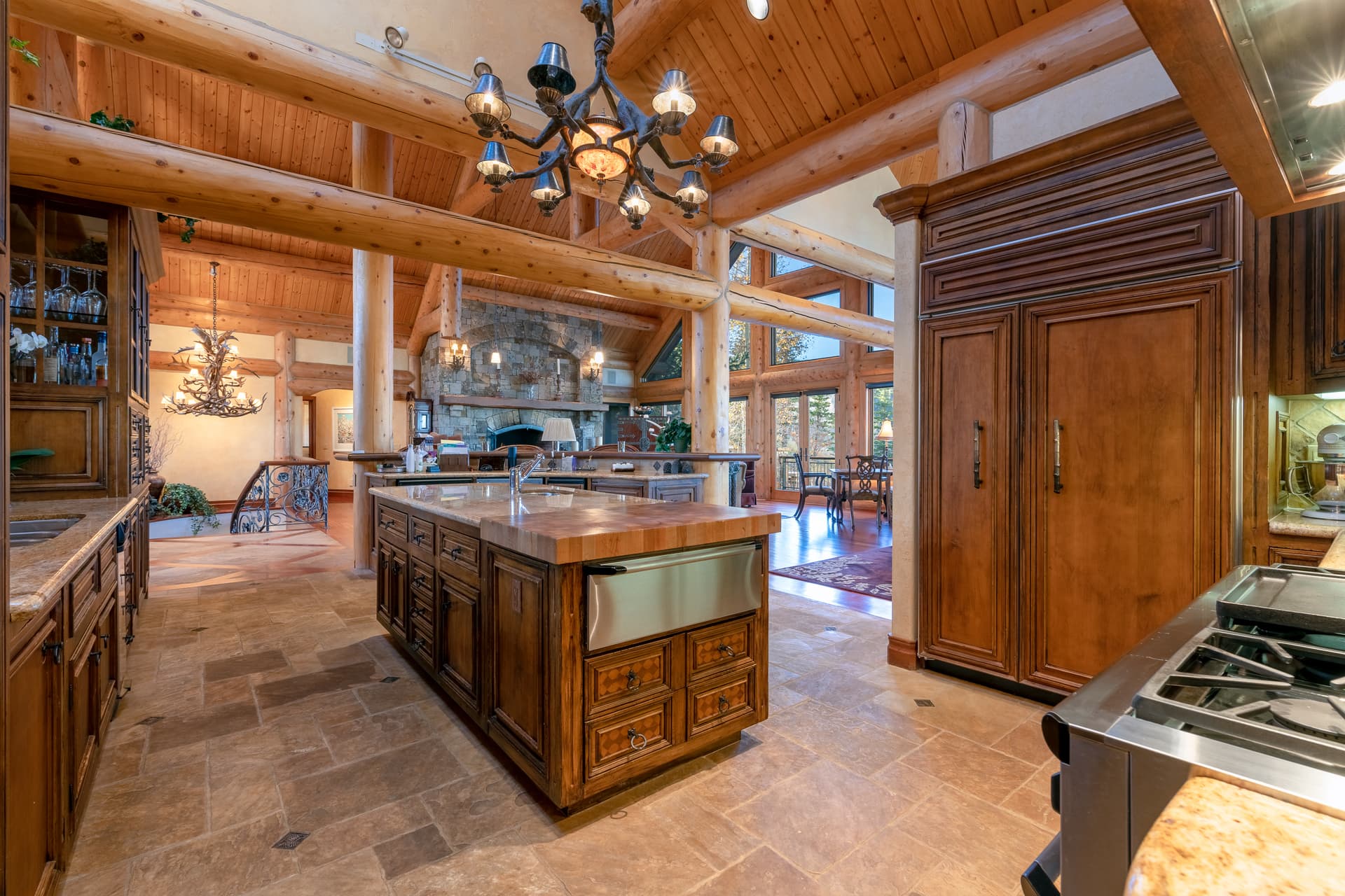 Log Out At Touchdown Retreat - Image 3