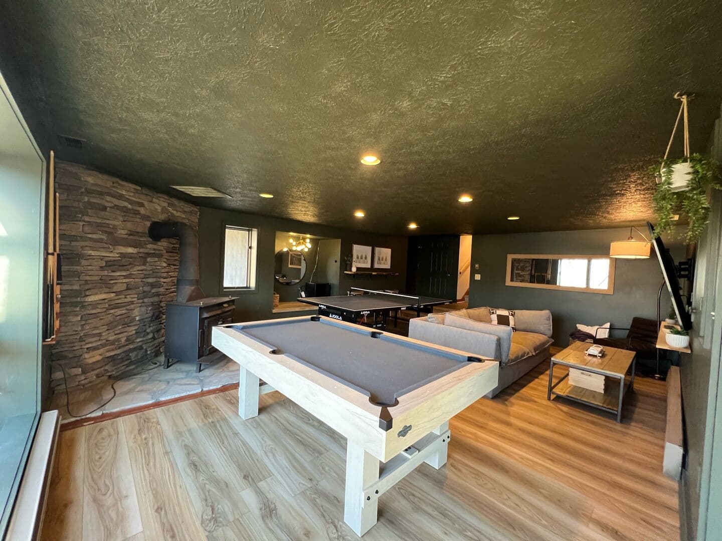 Deerwood Manor - Image 36