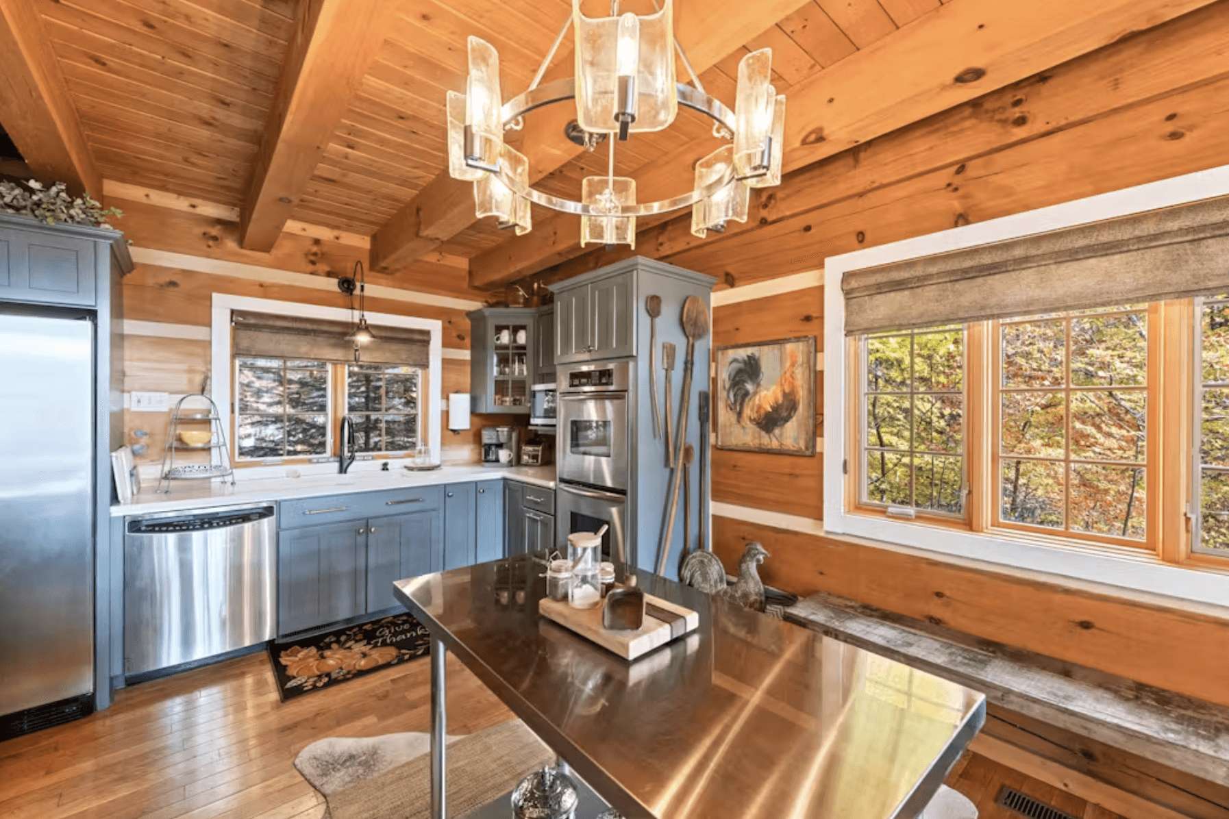 Sapphire Elegance - Image 12