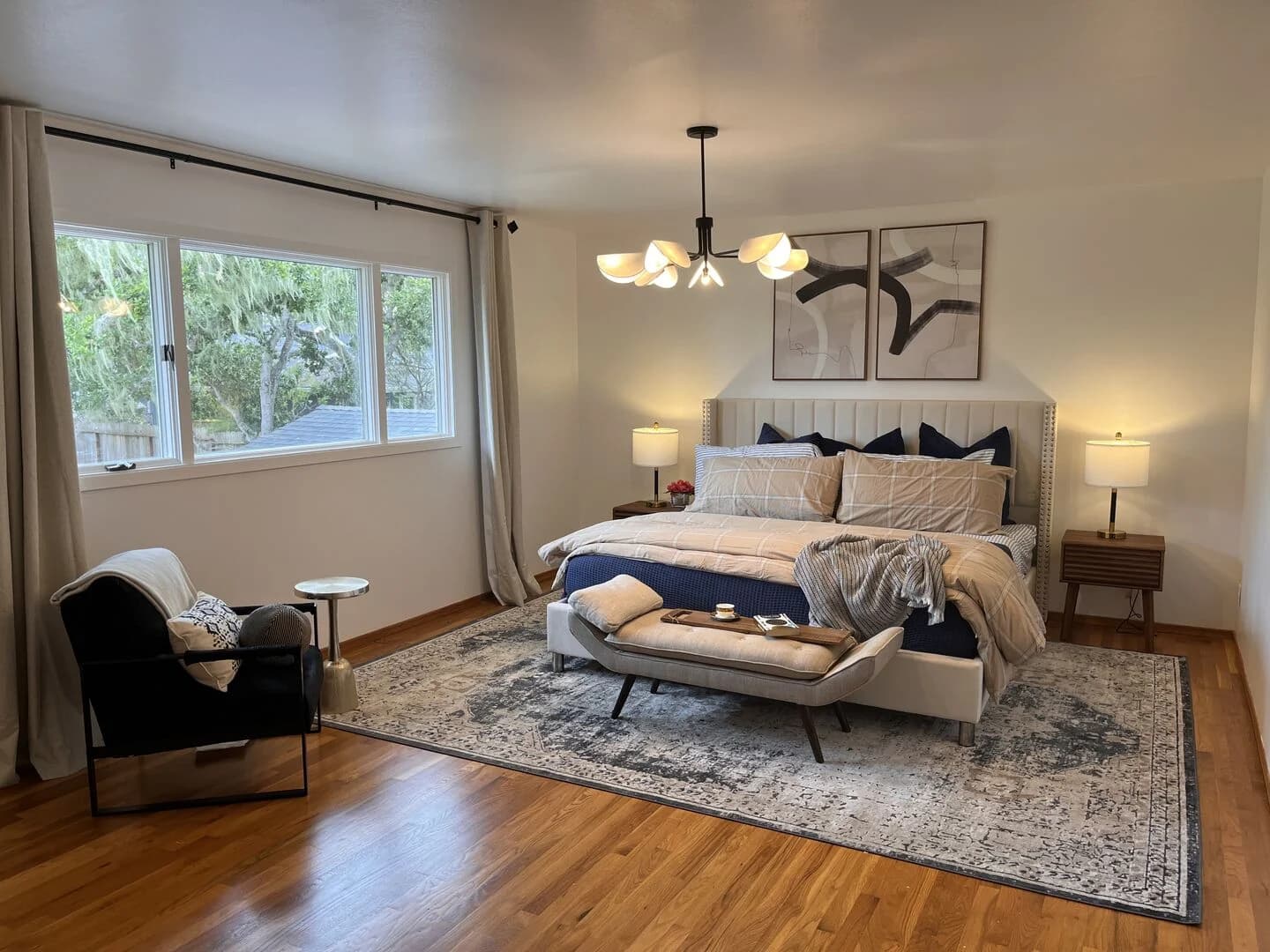 Pebble Modern Home - Image 34