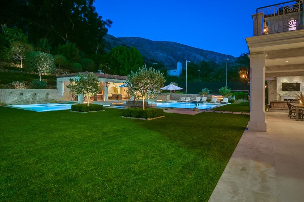 Chateau Serra Malibu - Image 67