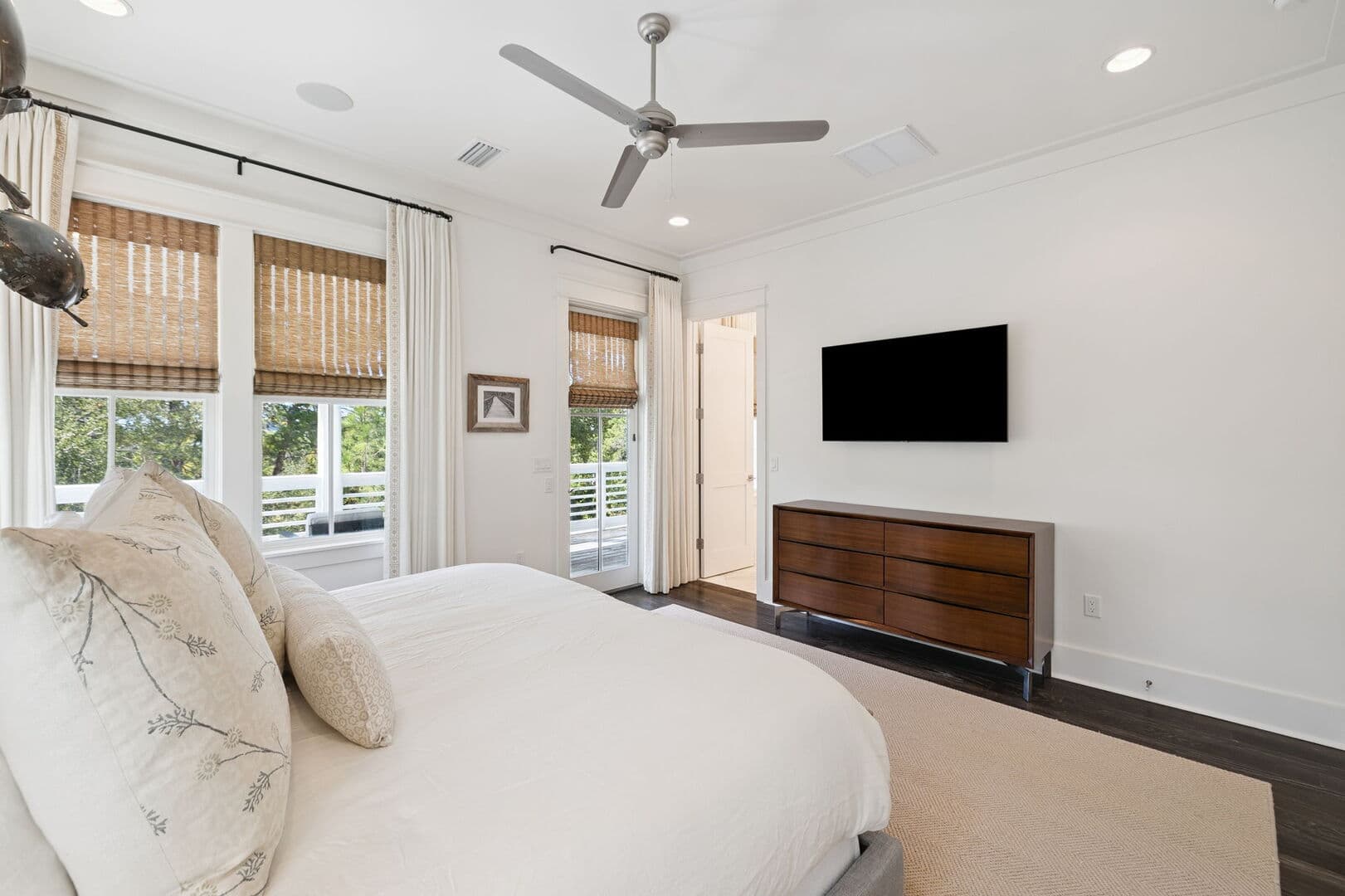 Costa Esmeralda - Image 21