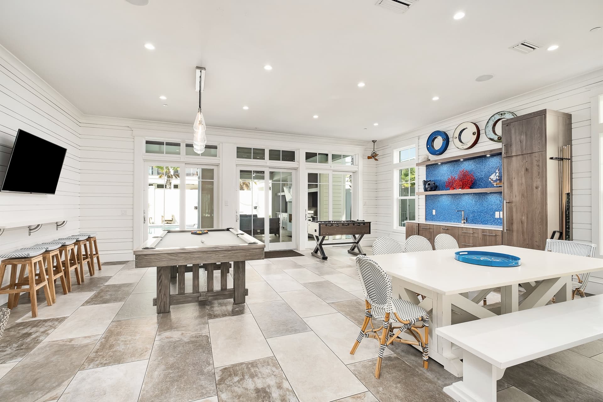 Oasis at Park Row Manor - Image 38