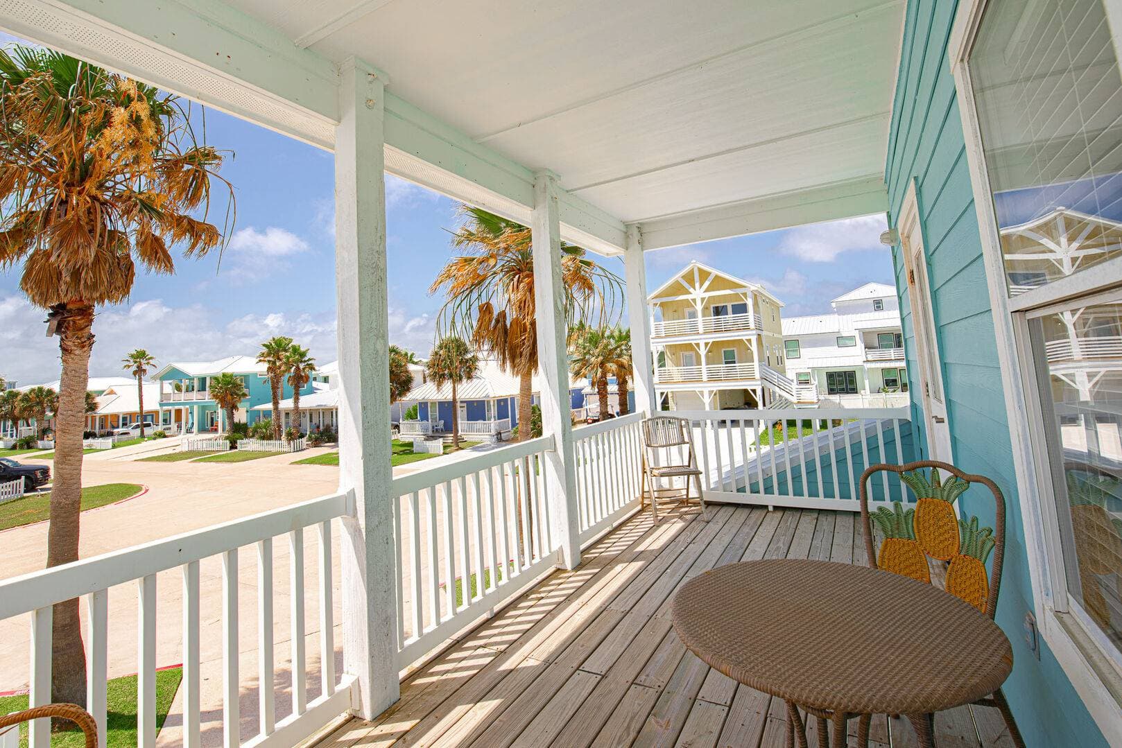 Blue Fin Oasis - Image 34