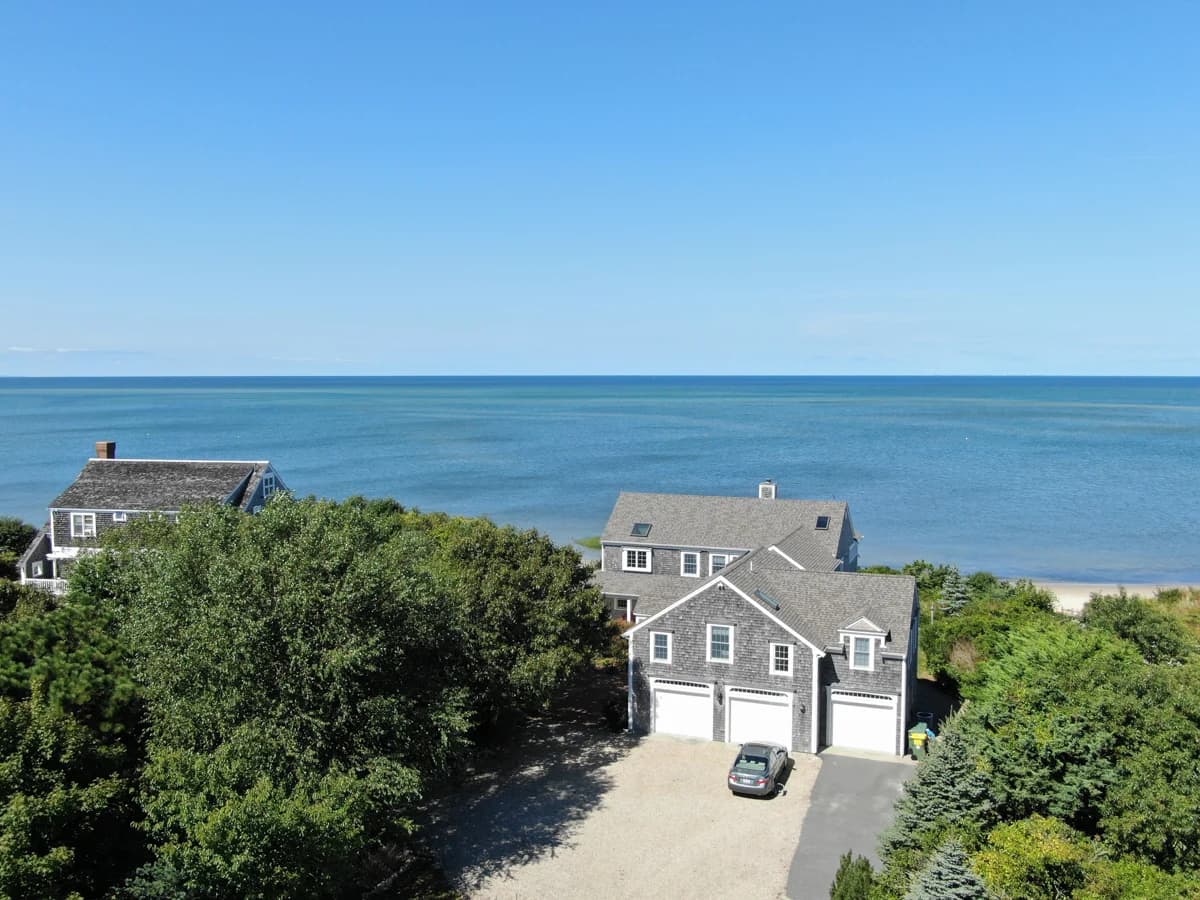 Ocean Whisper - Image 42