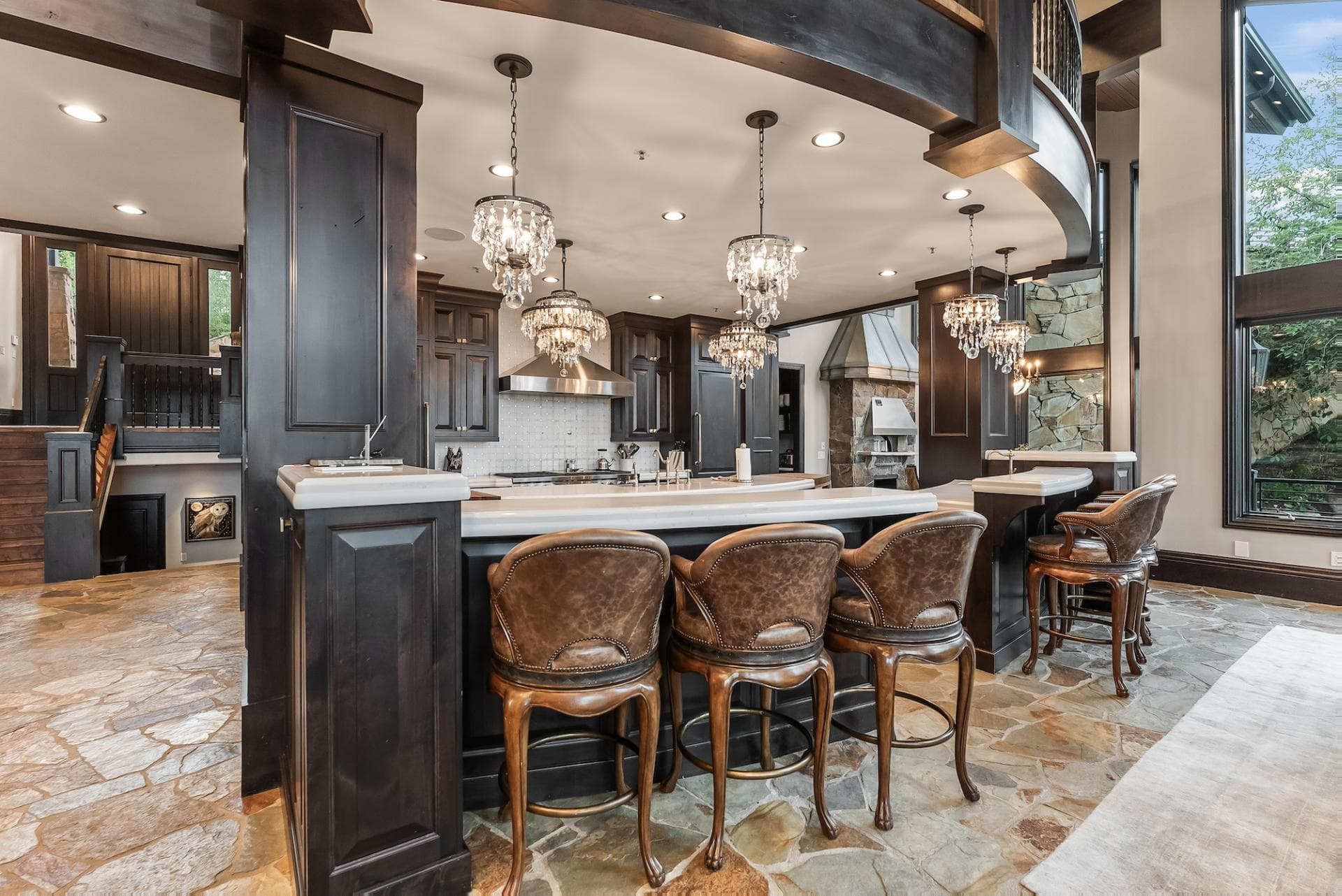 Sky Ridge Retreat - Image 5