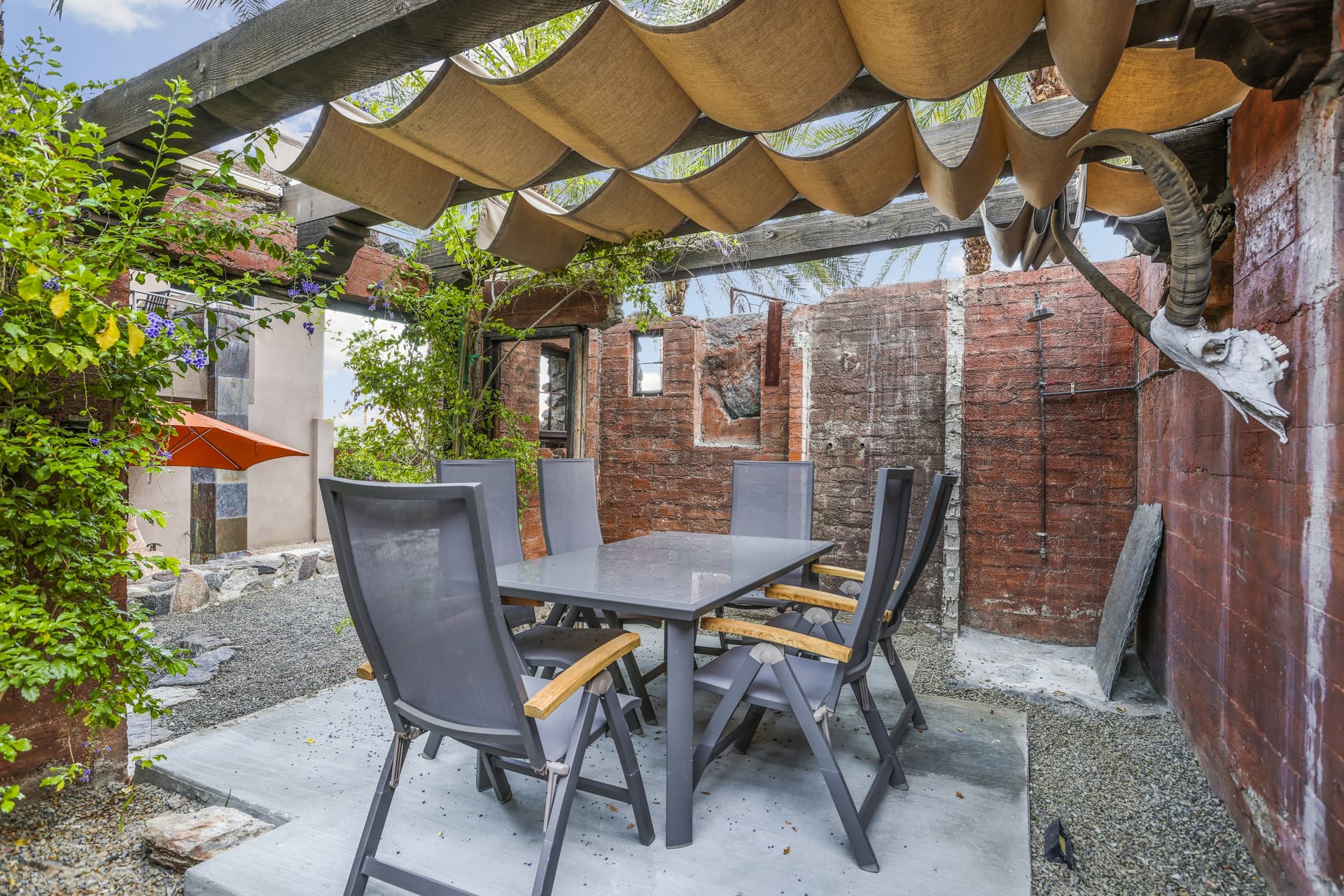 Lookout Home - Image 35