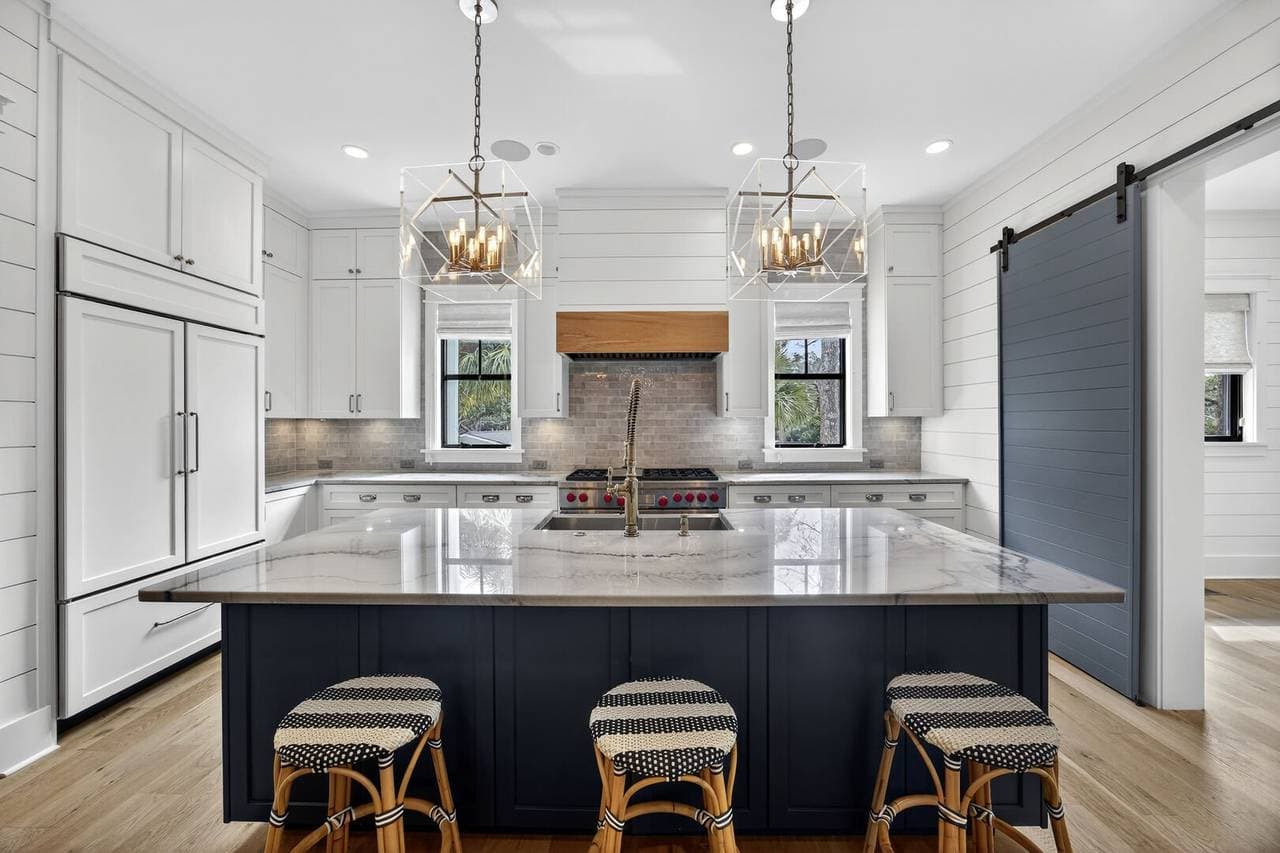 IOP Escape at 26th Avenue - Image 14