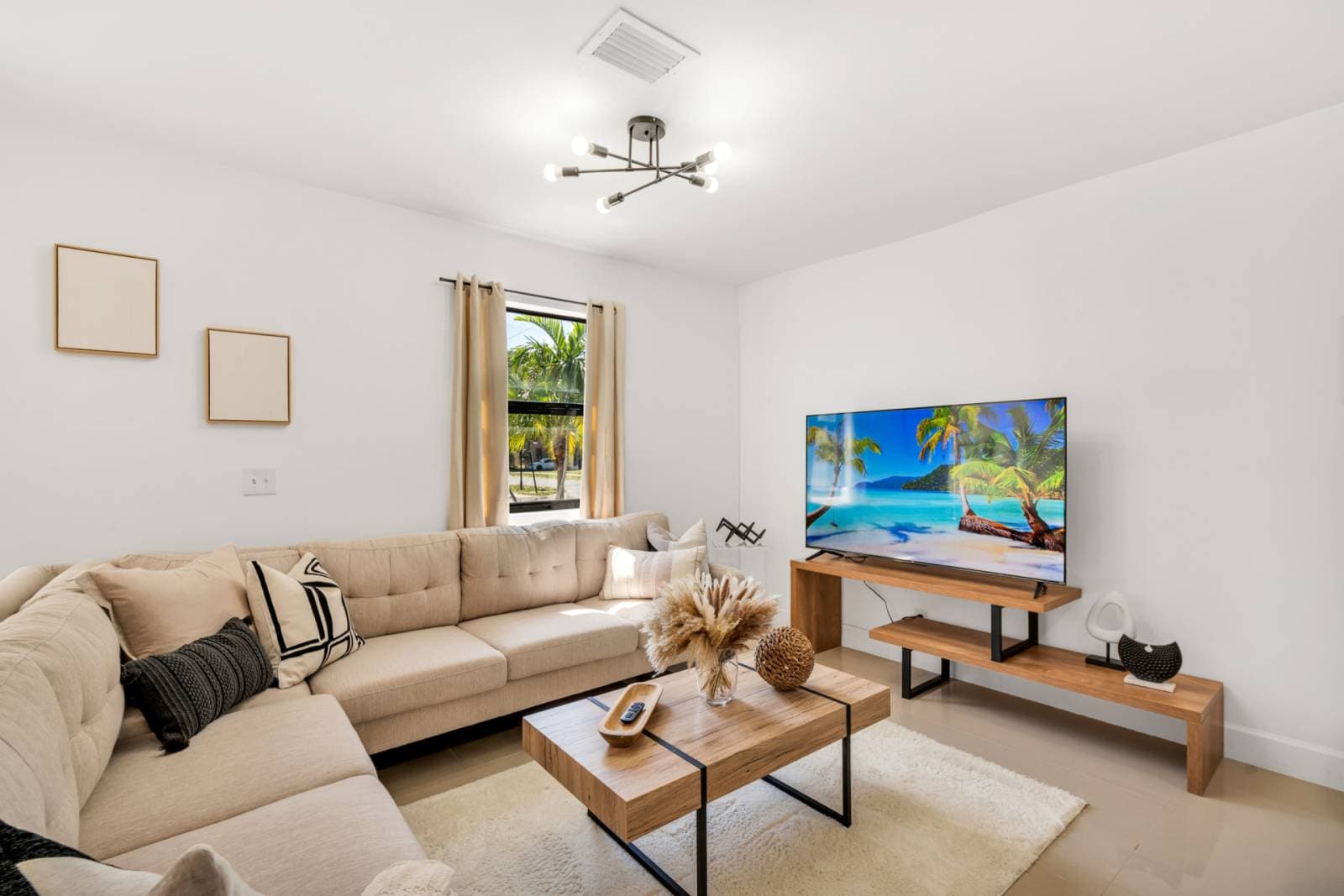 Urban Seaside - Image 3