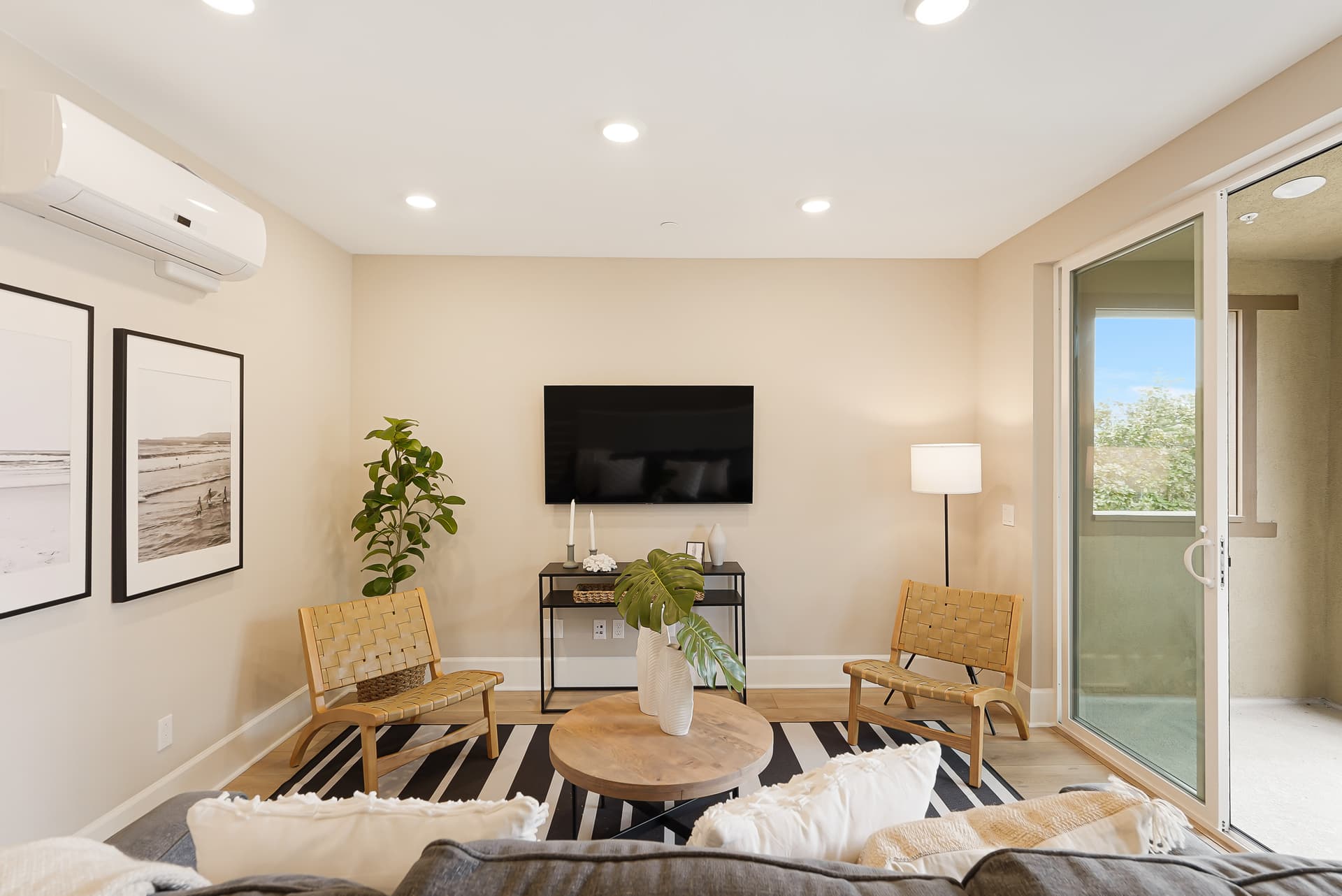 Bayside Cove Getaway - Image 8