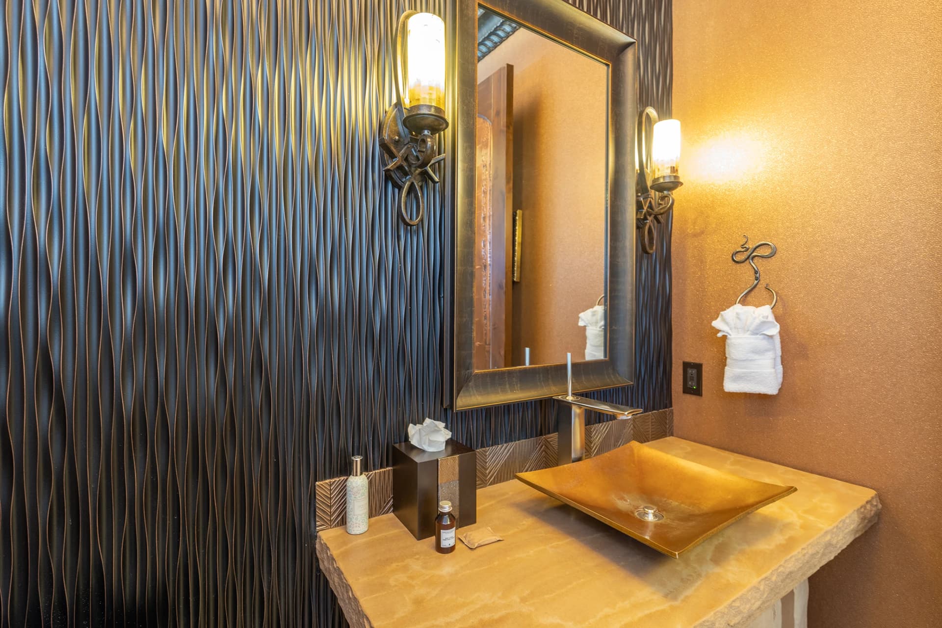 San Sophia Manor - Image 39