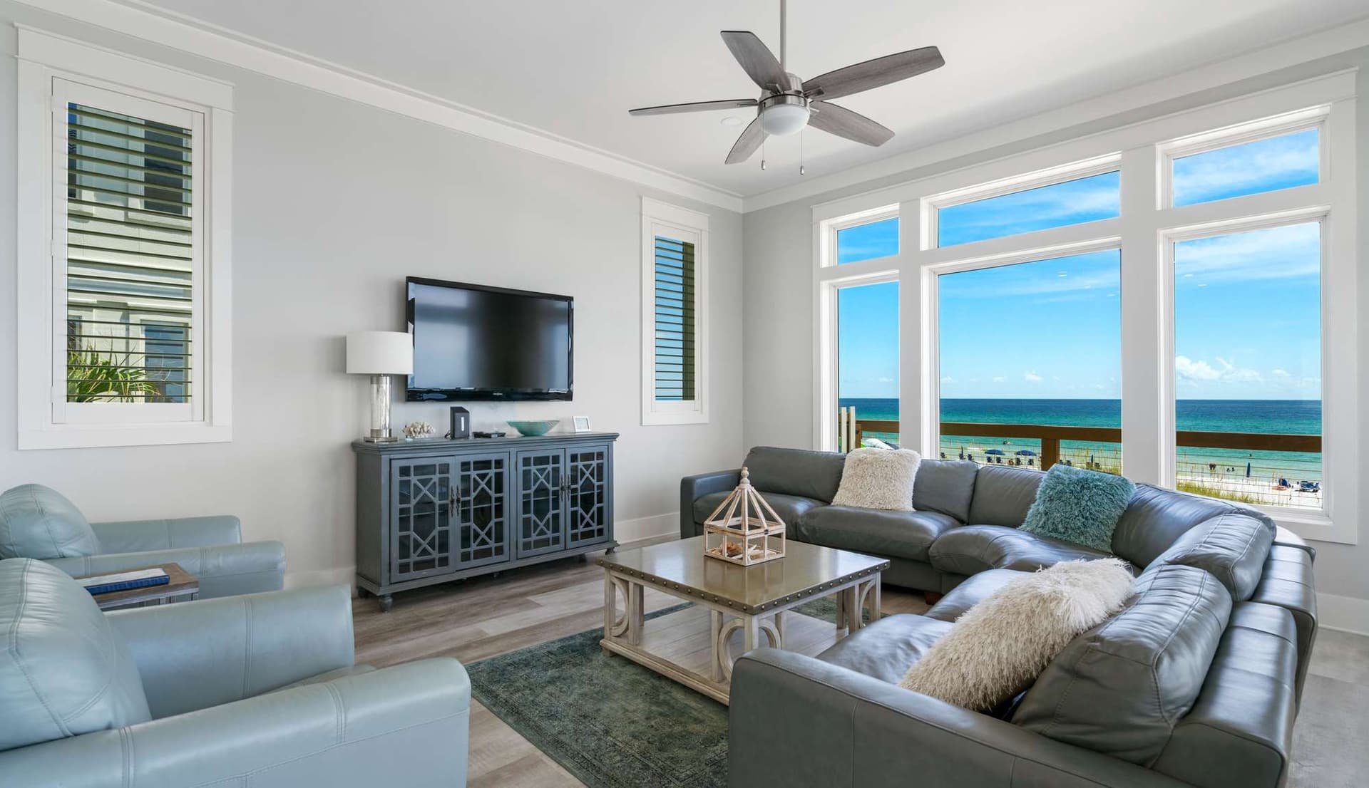 Latitudes Manor - Image 3