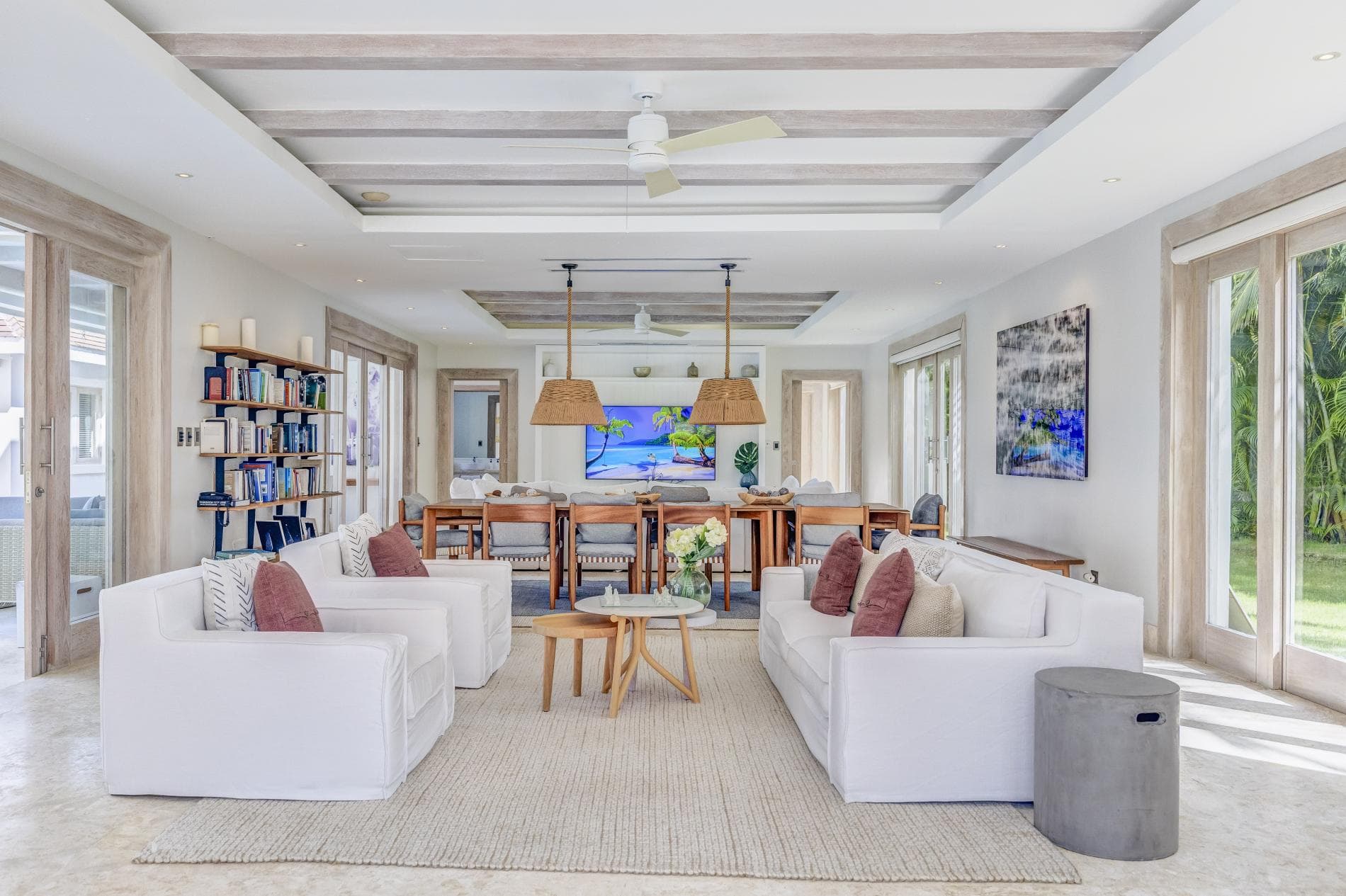 Royale Estate - Image 27