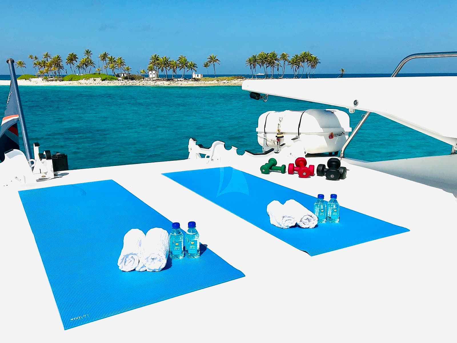 Equinox Yacht - Image 22