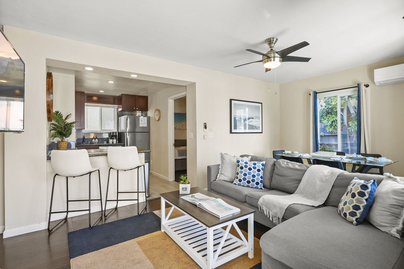 Riviera Views - Image 1