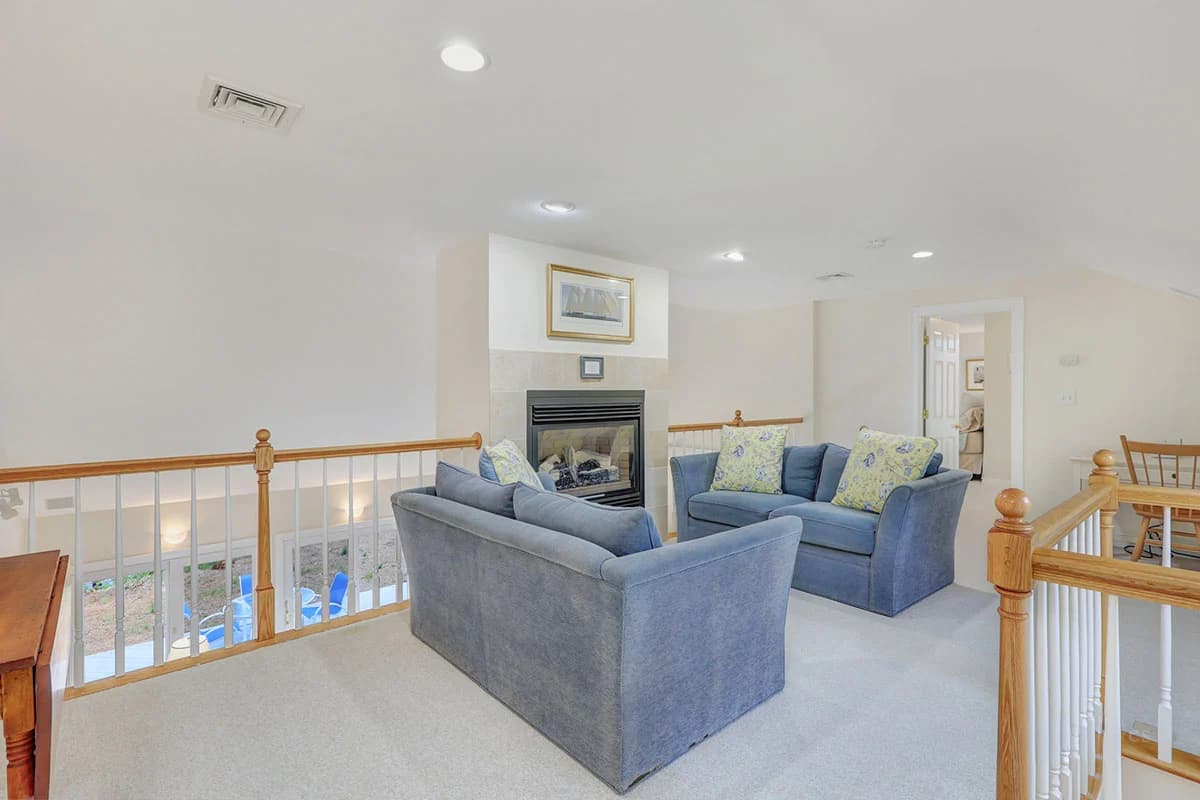 Pond Perch - Image 21