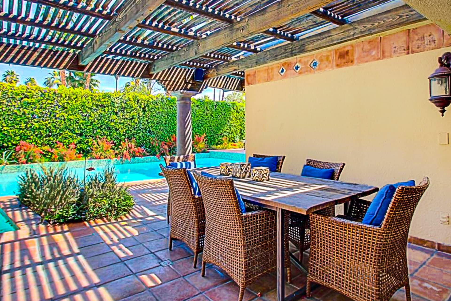 Club 1070 Home - Image 3