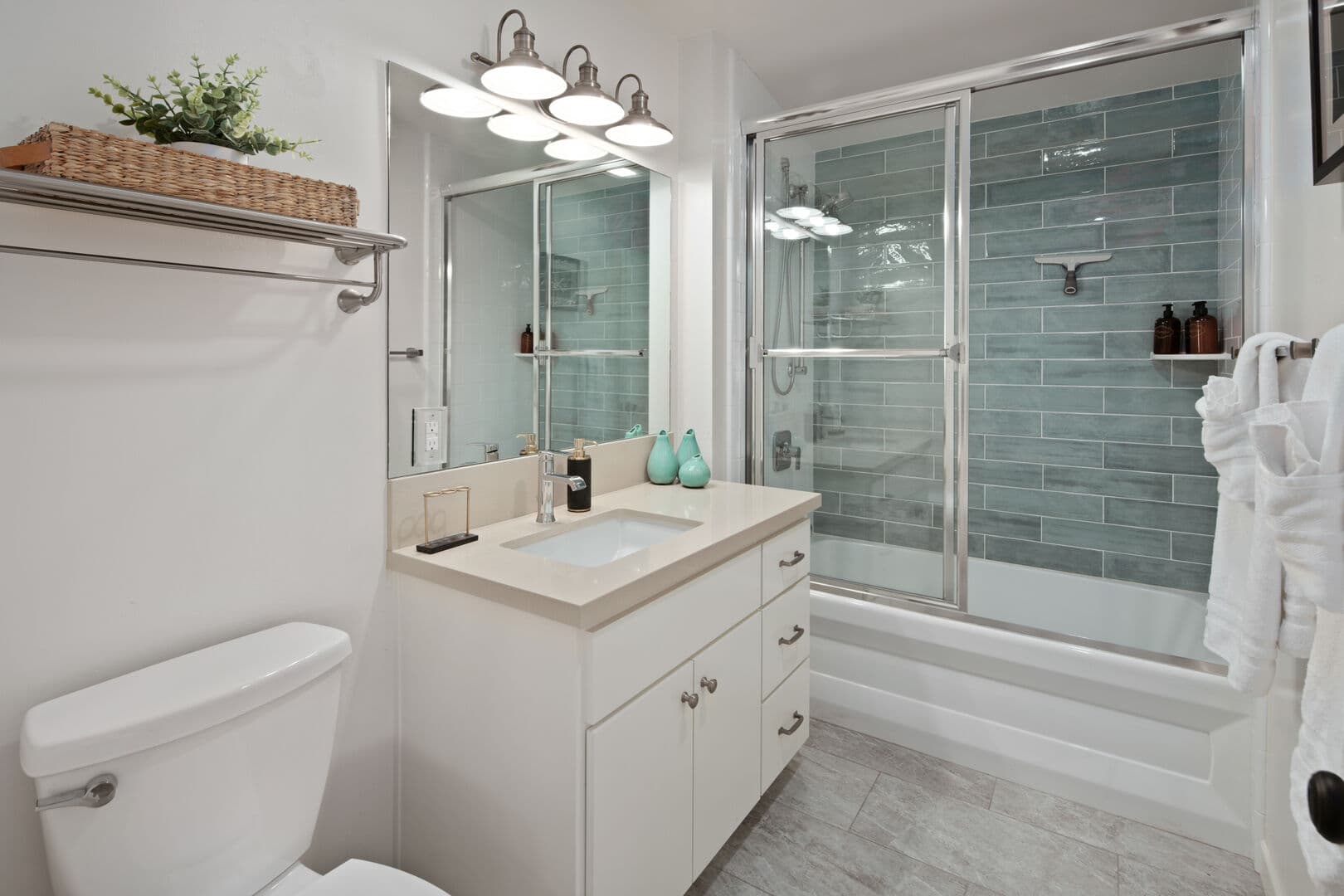 Surf and Bay B Home - Image 8