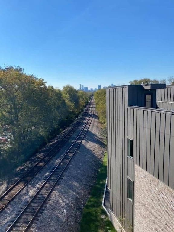 Highland Station - Image 26