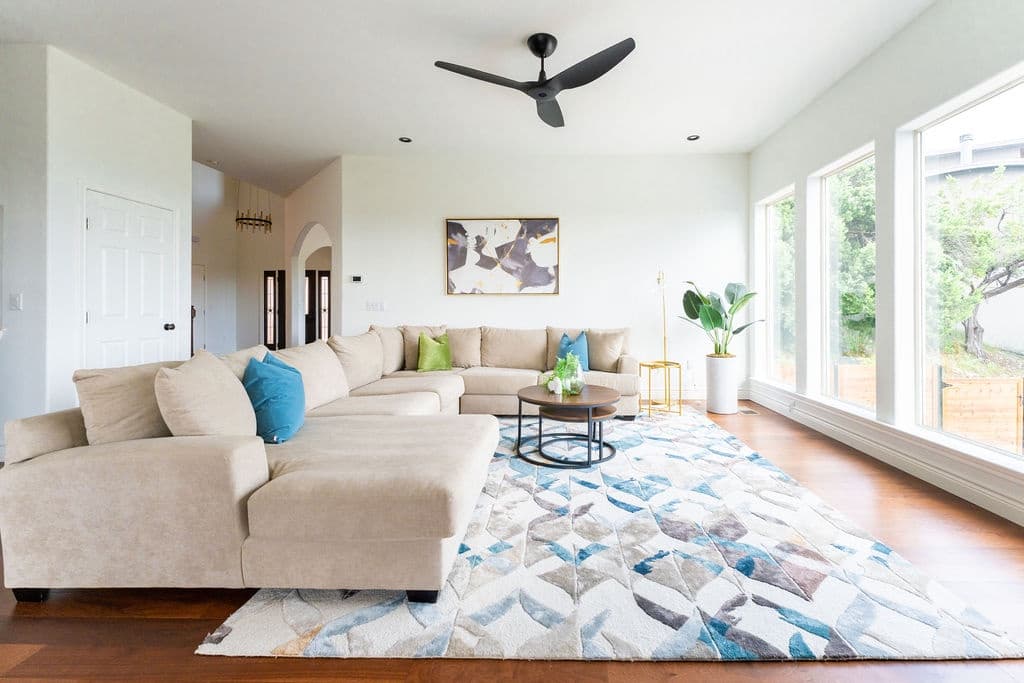 Taking in the View House - Image 5