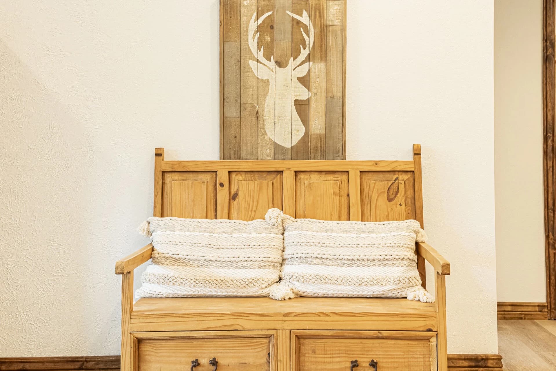 Fawngrove Woodland Escape - Image 16