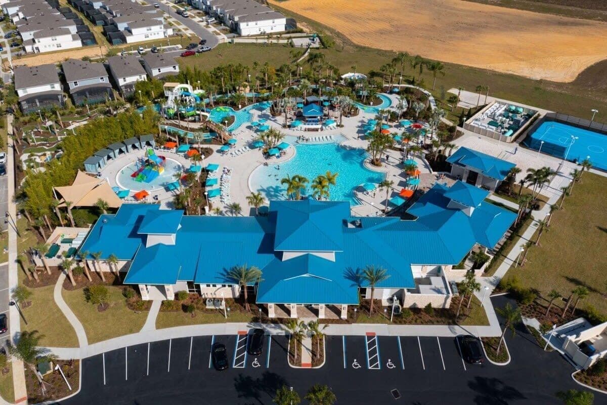 Windsor Island #4458 - Image 49