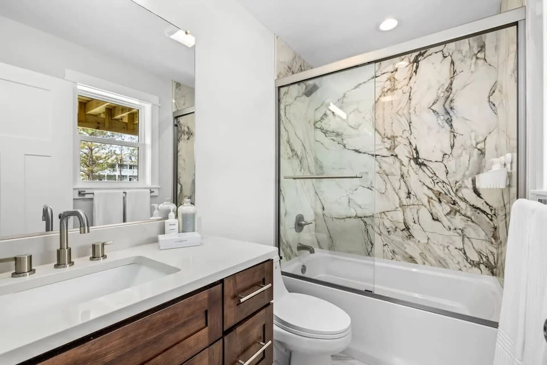 Ocean's Grove - Image 31