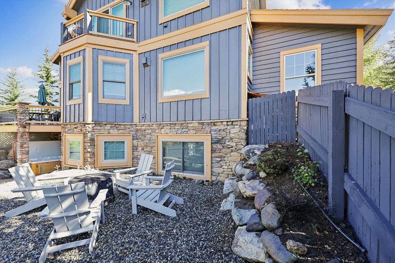 Creekside Escape - Image 44