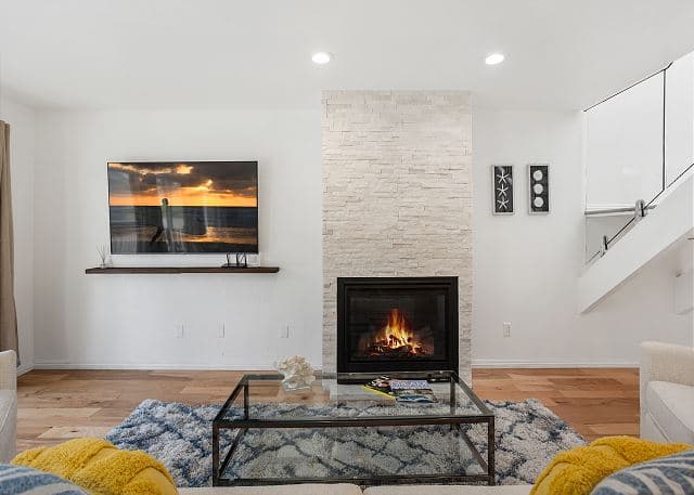 Shore O'Clock - Image 5